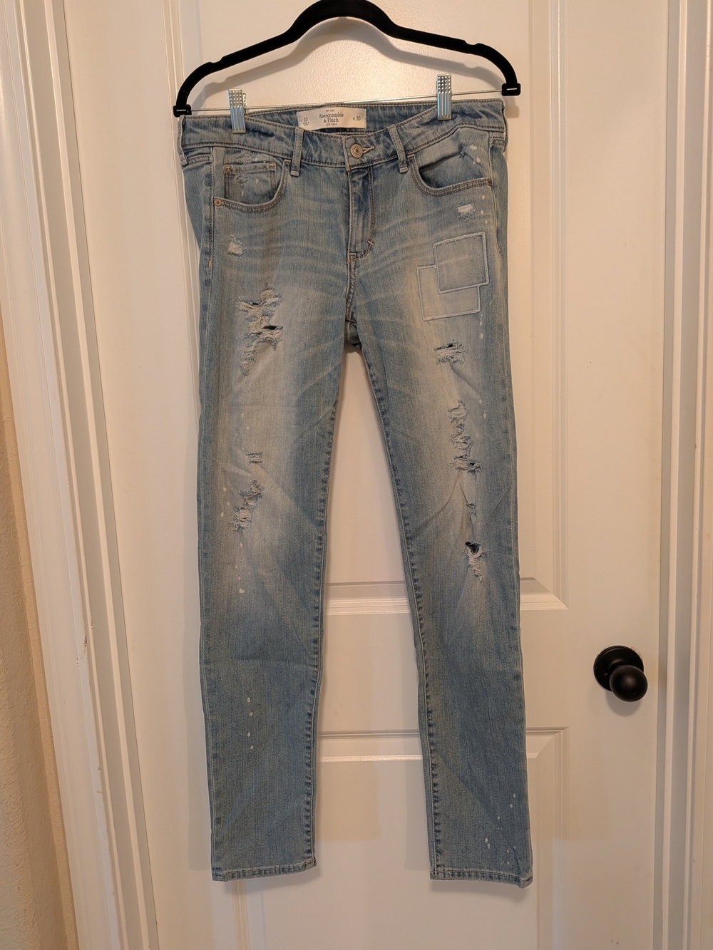 Abercrombie & Fitch Light Blue Distressed Skinny Jeans